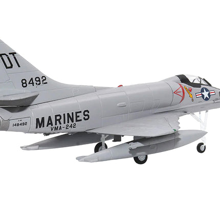 McDonnell Douglas A-4C Skyhawk Attack Aircraft "US Navy" 1/72 Diecast Model by Militaria Die Cast