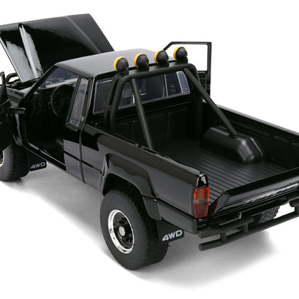 Back to the Future — Marty’s 1985 Toyota SR5 + Skateboard, 1:24 Jada — view 4