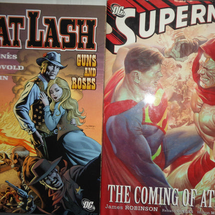 8 Comic Books lot - 3  hardcovers (2 Superman) - all 8 are first printing. Fine.