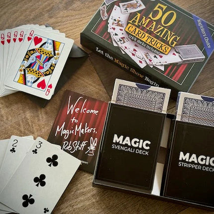 50 Amazing Card Tricks Kit Deluxe Edition